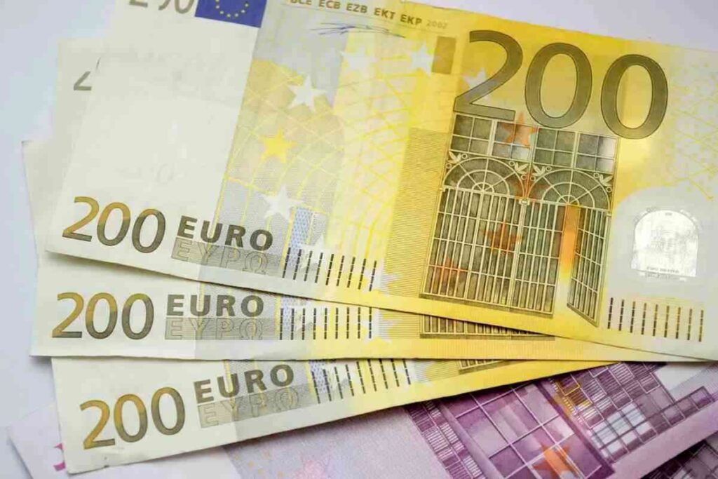Bonus estivo in arrivo: come richiederlo