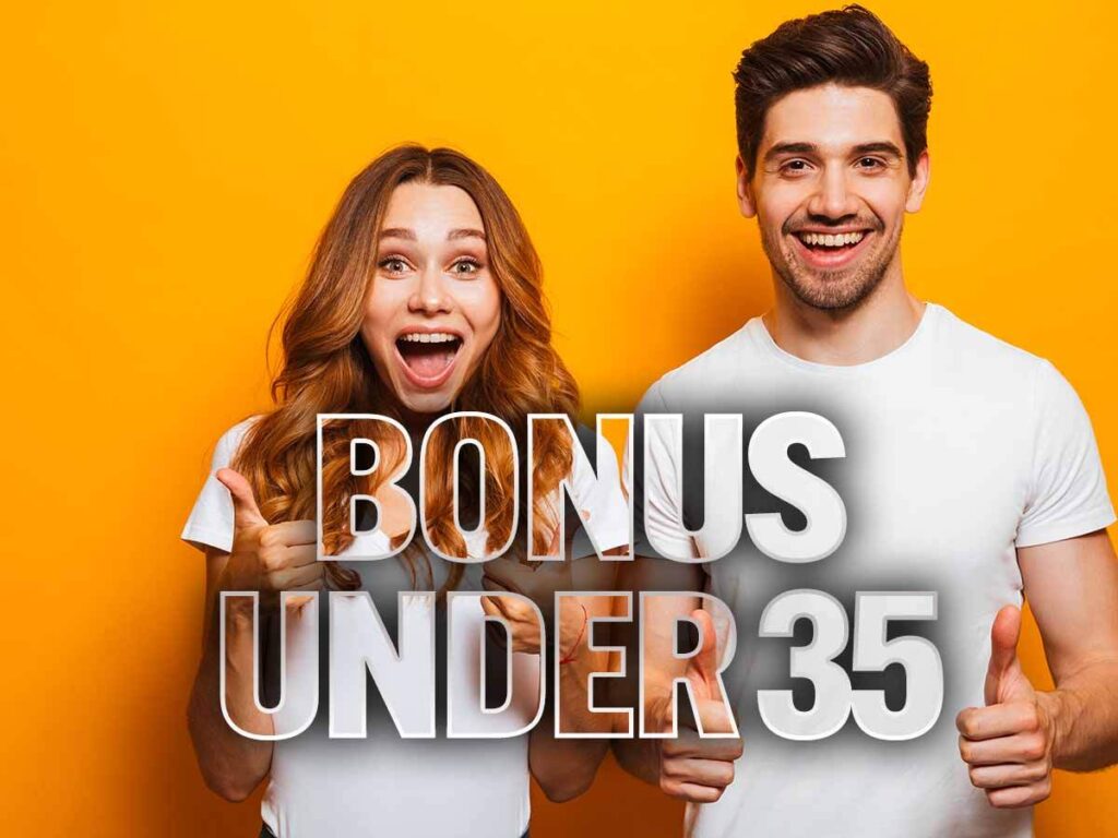 Un ragazzo ed una ragazza che sorridono in vista del bonus