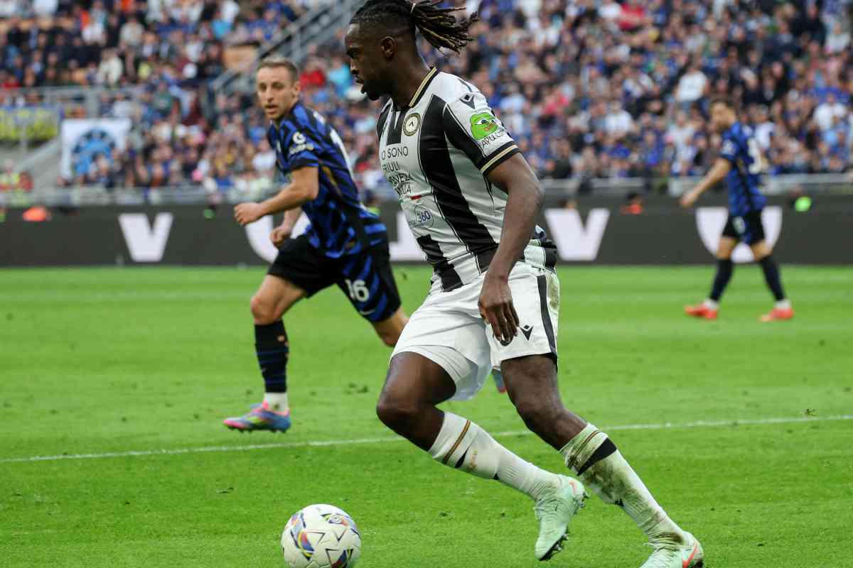 Oumar Solet in campo palla al piede