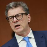 Giorgetti lancia l’allarme: “Serve pragmatismo”. L’Italia verso il record europeo del debito